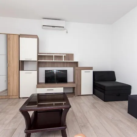 Canuck Apartment
